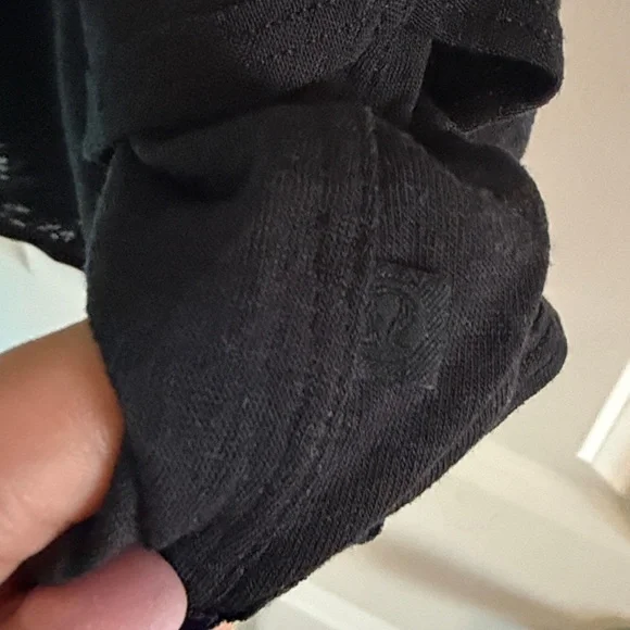 Lululemon Flowy Black Tank Top - Picture 2 of 3